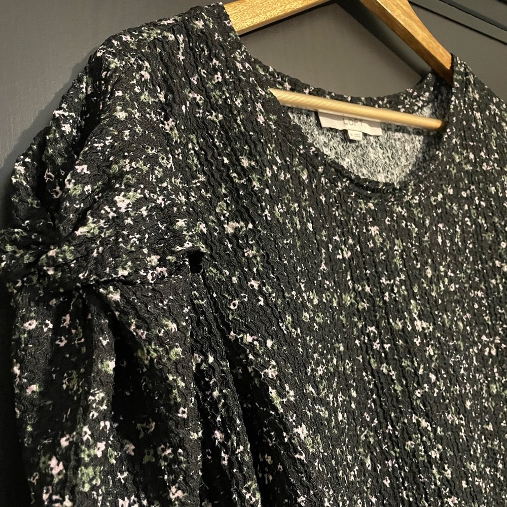 LOFT - Twisted Puff Sleeve Women's Top - Picture 6 of 7
